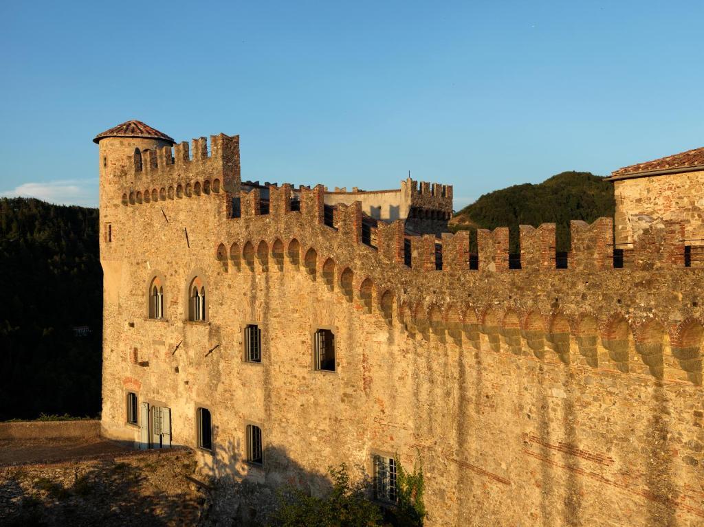 Castello Malaspina Di Fosdinovo Hotel Luaran gambar