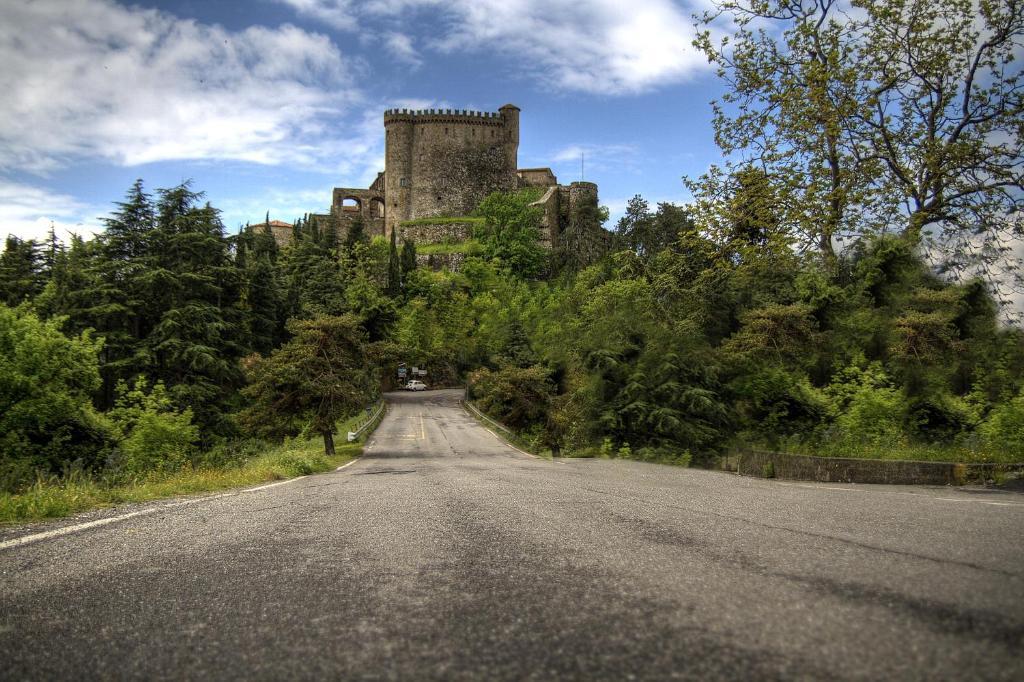 Castello Malaspina Di Fosdinovo Hotel Luaran gambar